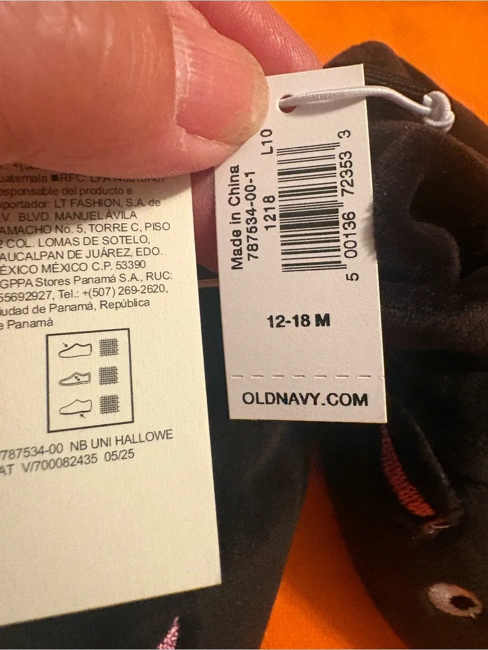 Old navy Kids Black Bat Face One-Piece Booties 12-18 months